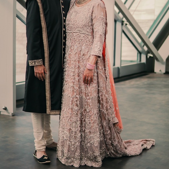 Indian Pakistani Bridal Wedding Long Gown Dress in Light Pink and Peach Pink - Picture 10 of 10